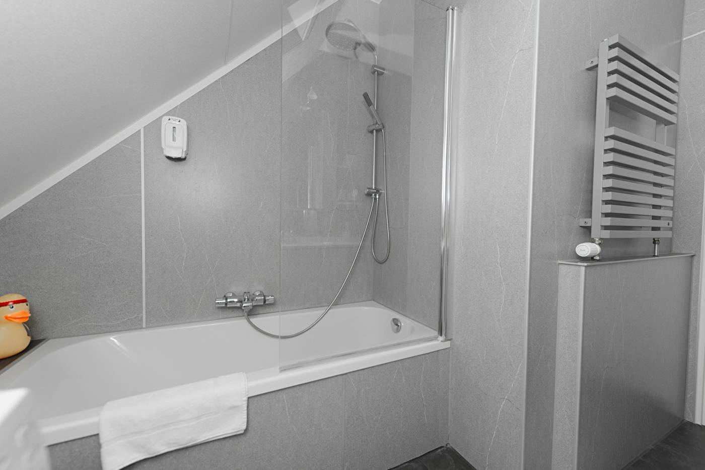 Herbergh-Amsterdam-Airport-Room-22