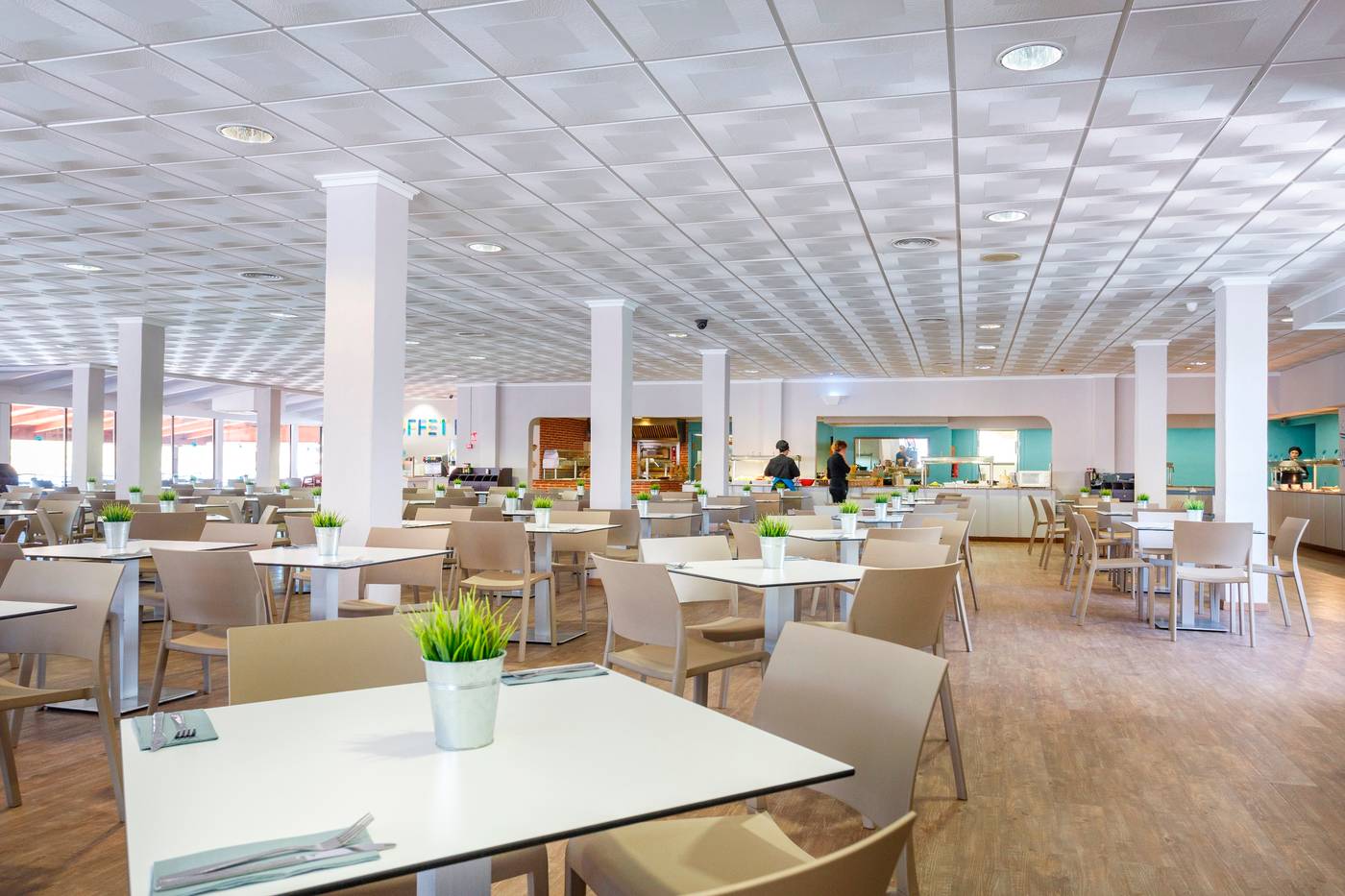 Carema-Club-Resort-Restaurant-48