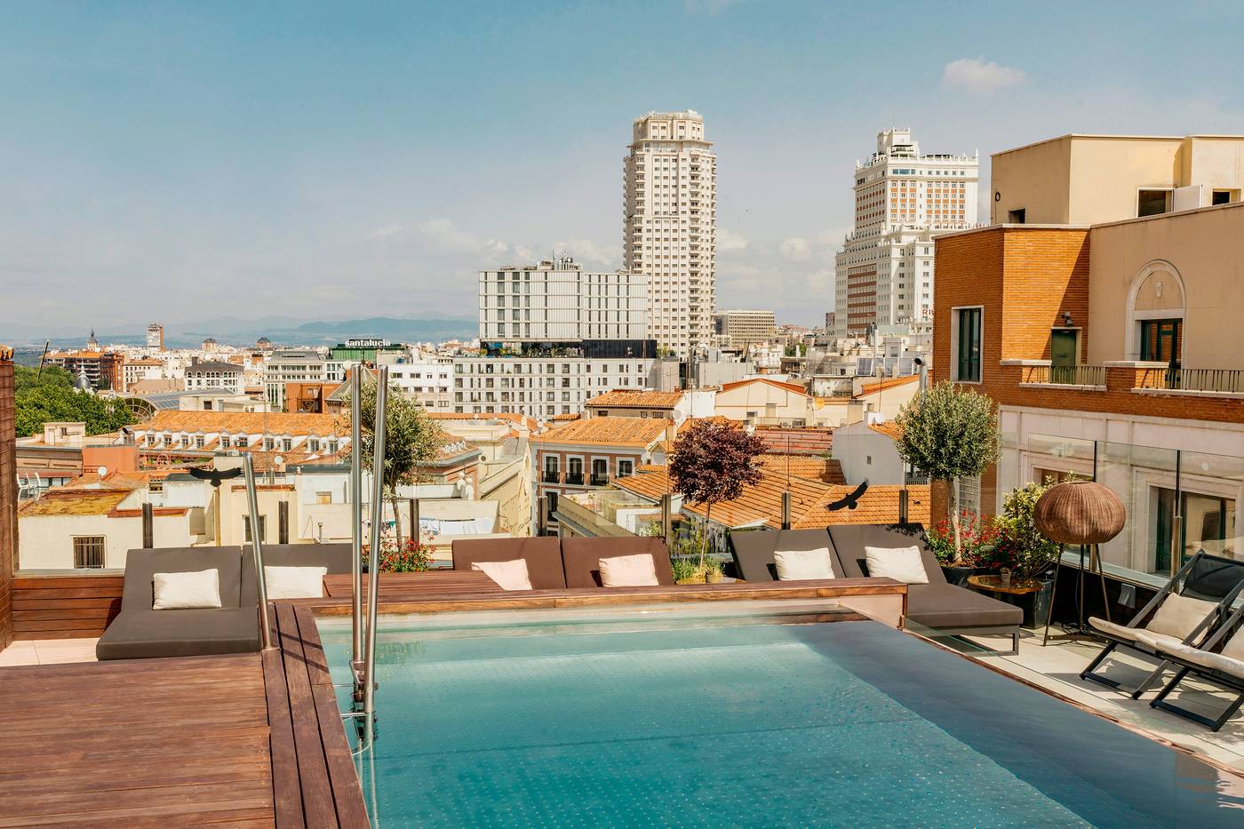 Gran-Melia-Palacio-de-los-Duques-General-view-1