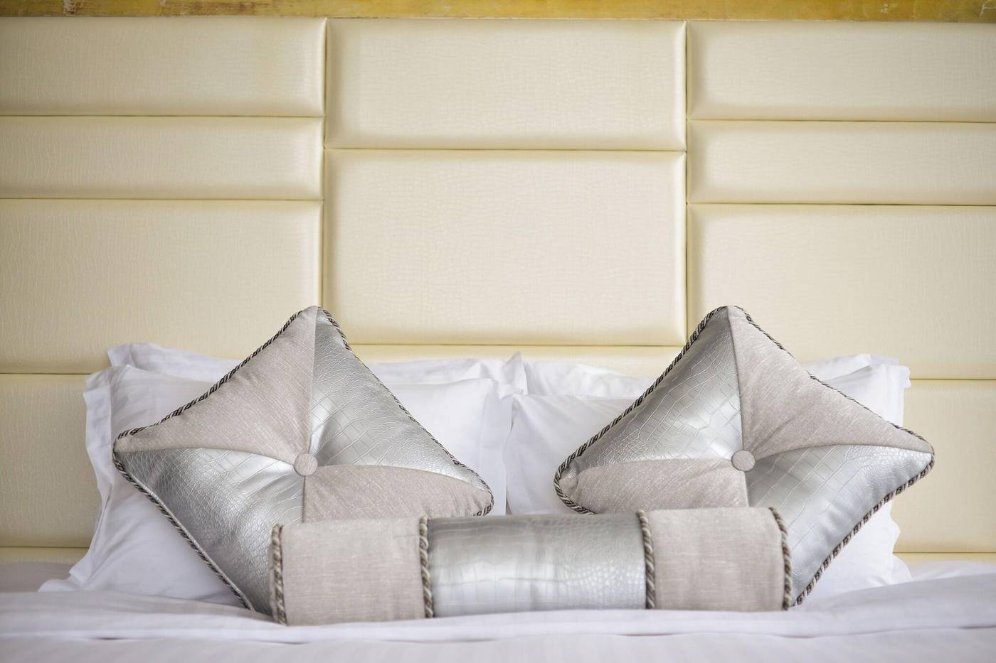 Regal-Hongkong-Hotel-Room-49