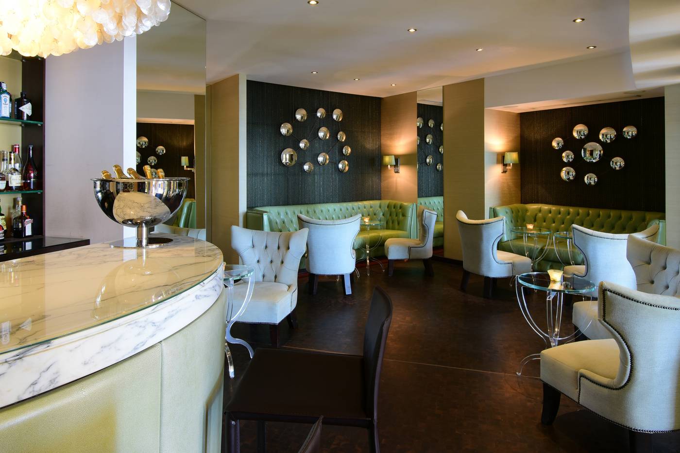 Corinthia-Hotel-St-George-s-Bay-Bar-42
