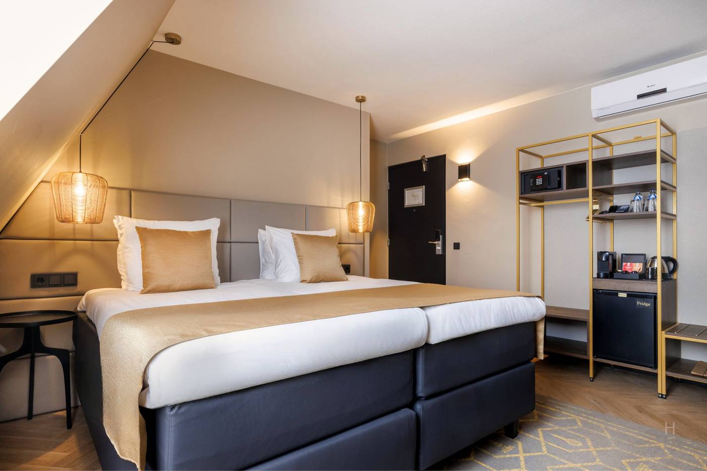 Die-Port-Van-Cleve-Room-34