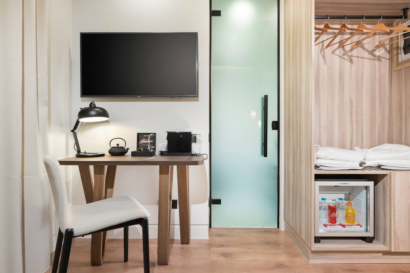 Athens-Christokopidou-Residence-Room-12