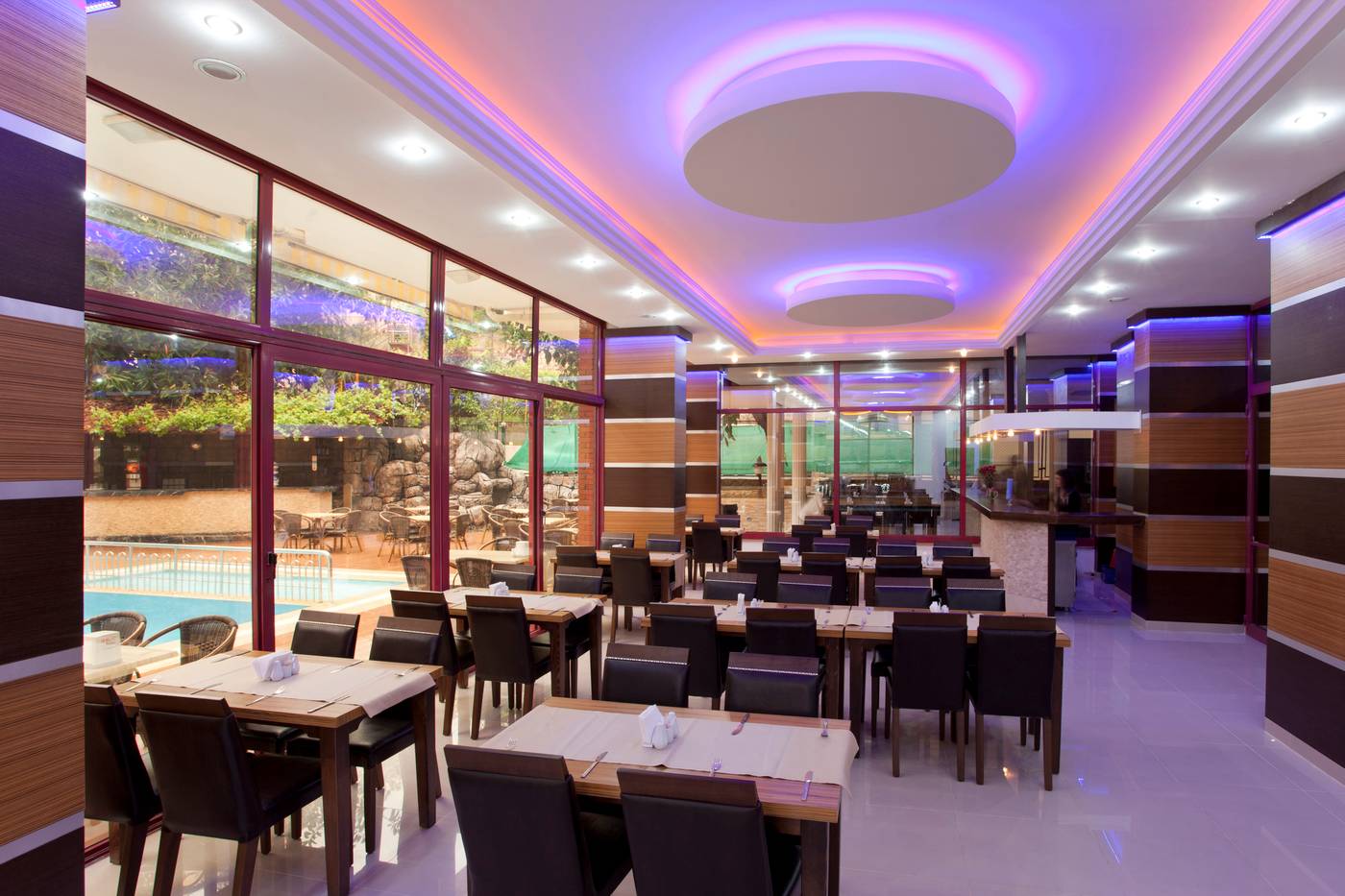 Diamore-Hotel-Restaurant-10