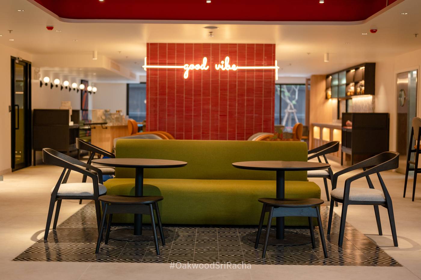 Oakwood-Studios-Sukhumvit-Bangkok-Restaurant-4