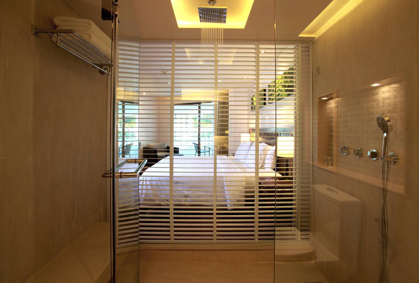 Le-Meridien-Phuket-Beach-Resort-Room-43
