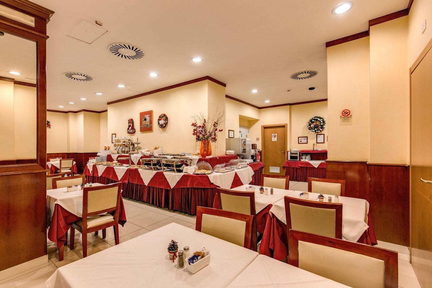 Augusta-Lucilla-Palace-Restaurant-36