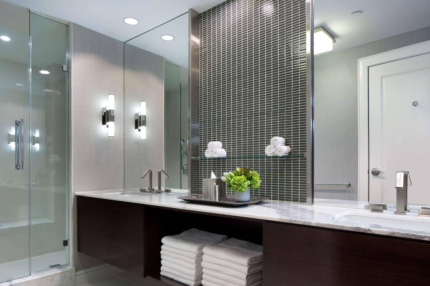 Hyatt-Regency-Boston-Room-35