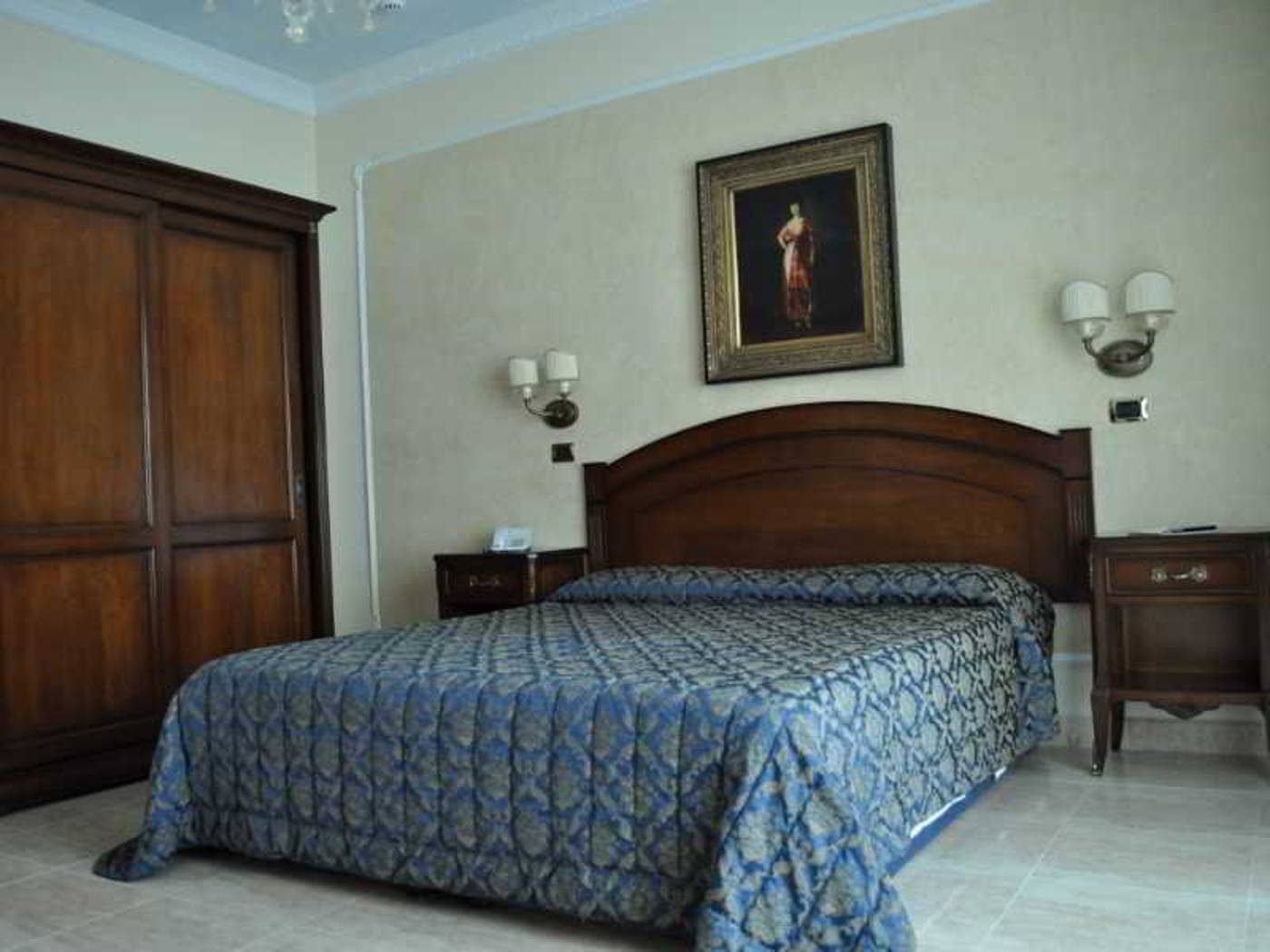 Grand-Hotel-President-Room-14