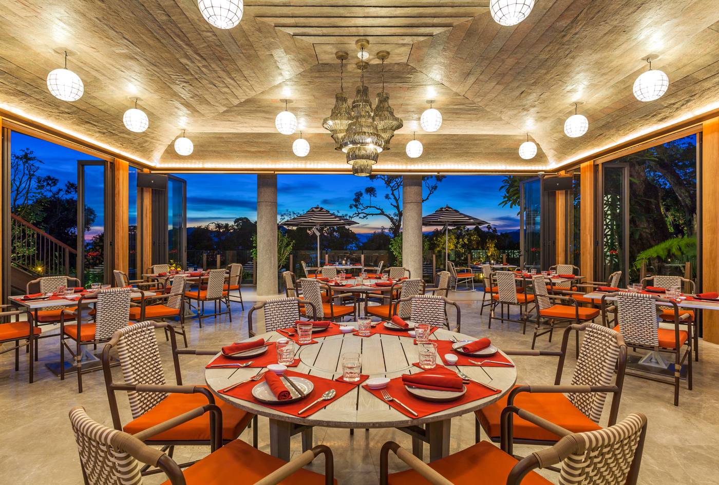 Sri-Panwa-Phuket-Luxury-Pool-Villa-Hotel-Restaurant-21