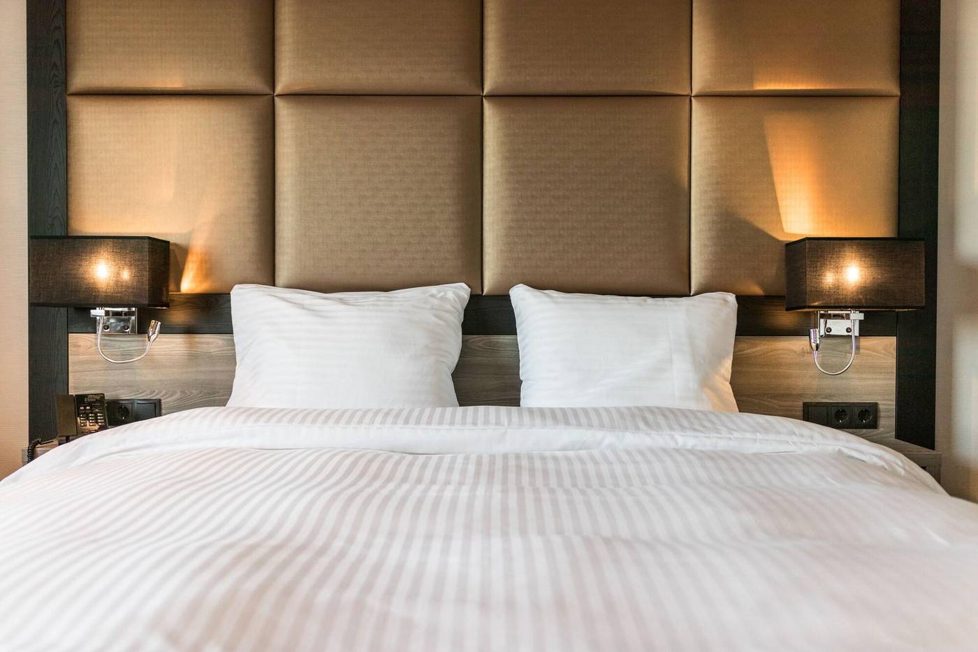 Riva Hotel The Hague-Netherlands-Delft-Room-8