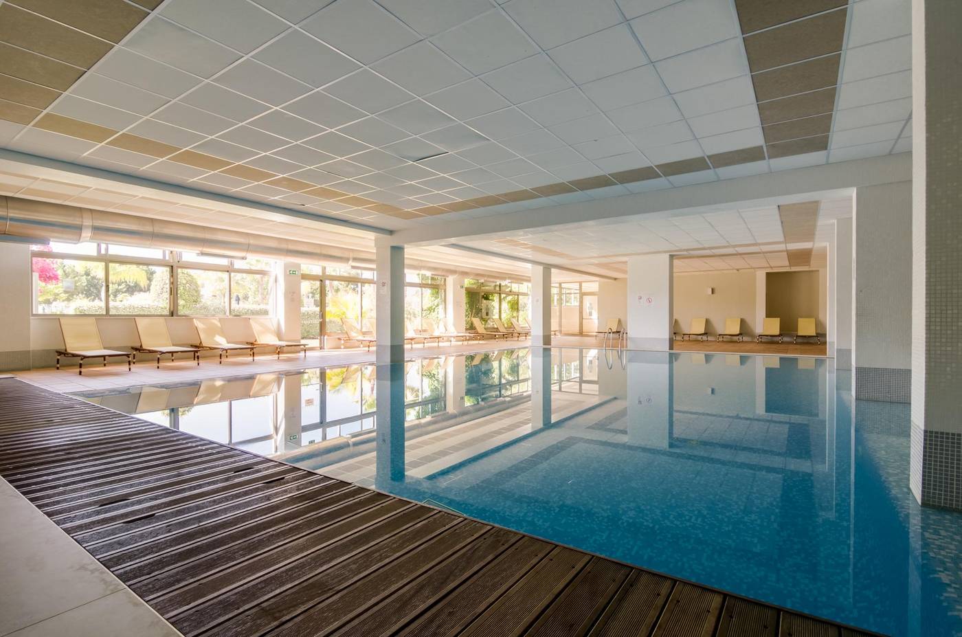 Alfagar-2-Aparthotel-Pool-75