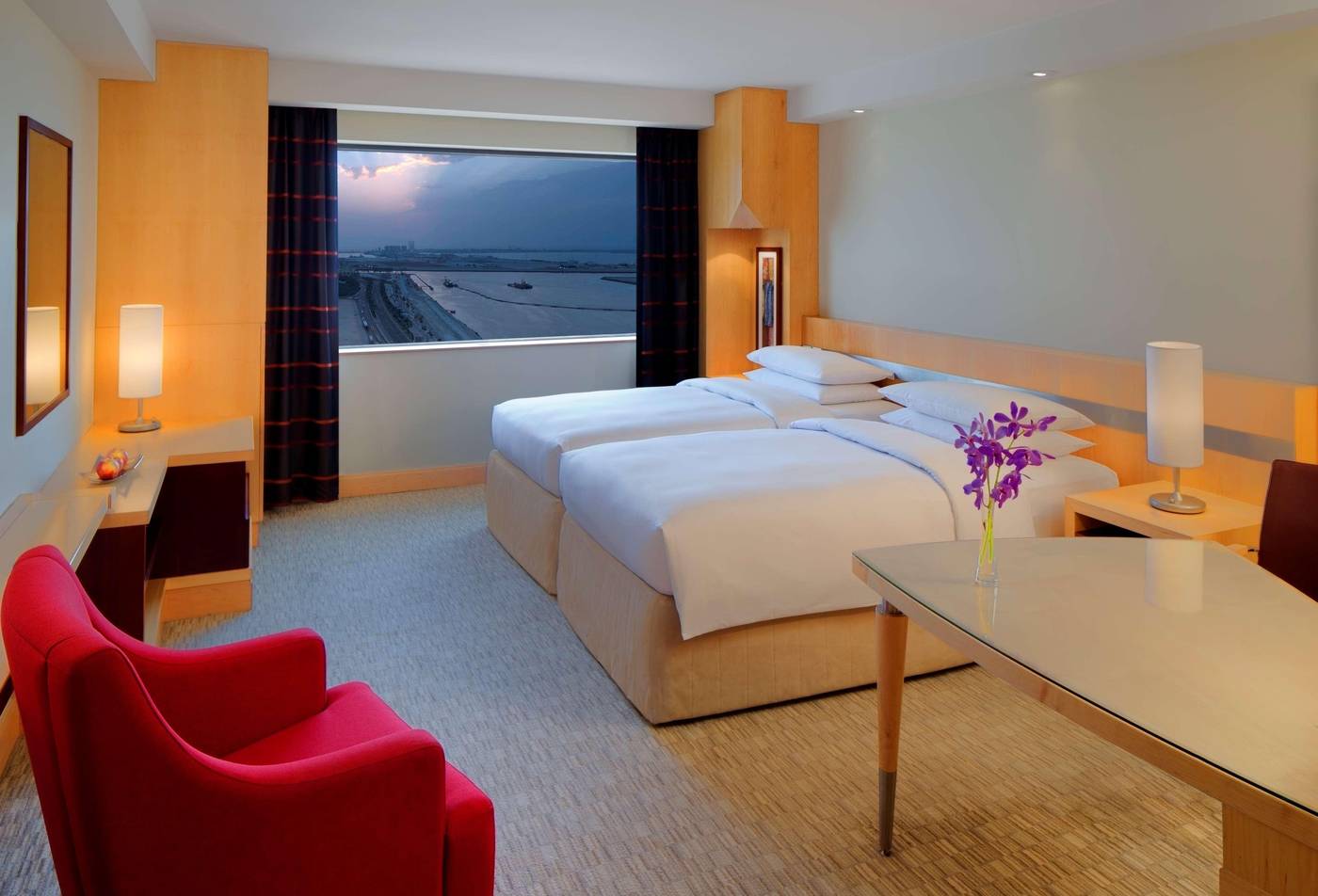 Hyatt-Regency-Dubai-Room-15