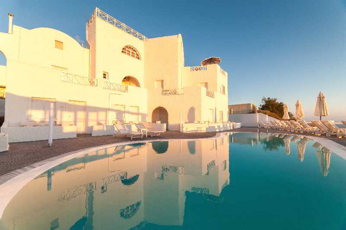 Artemis-Suites-Pool-4