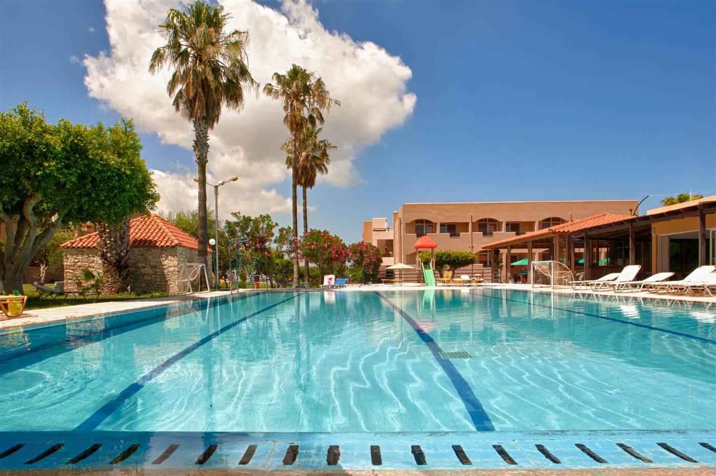 Ilios-Hotel-Pool-3