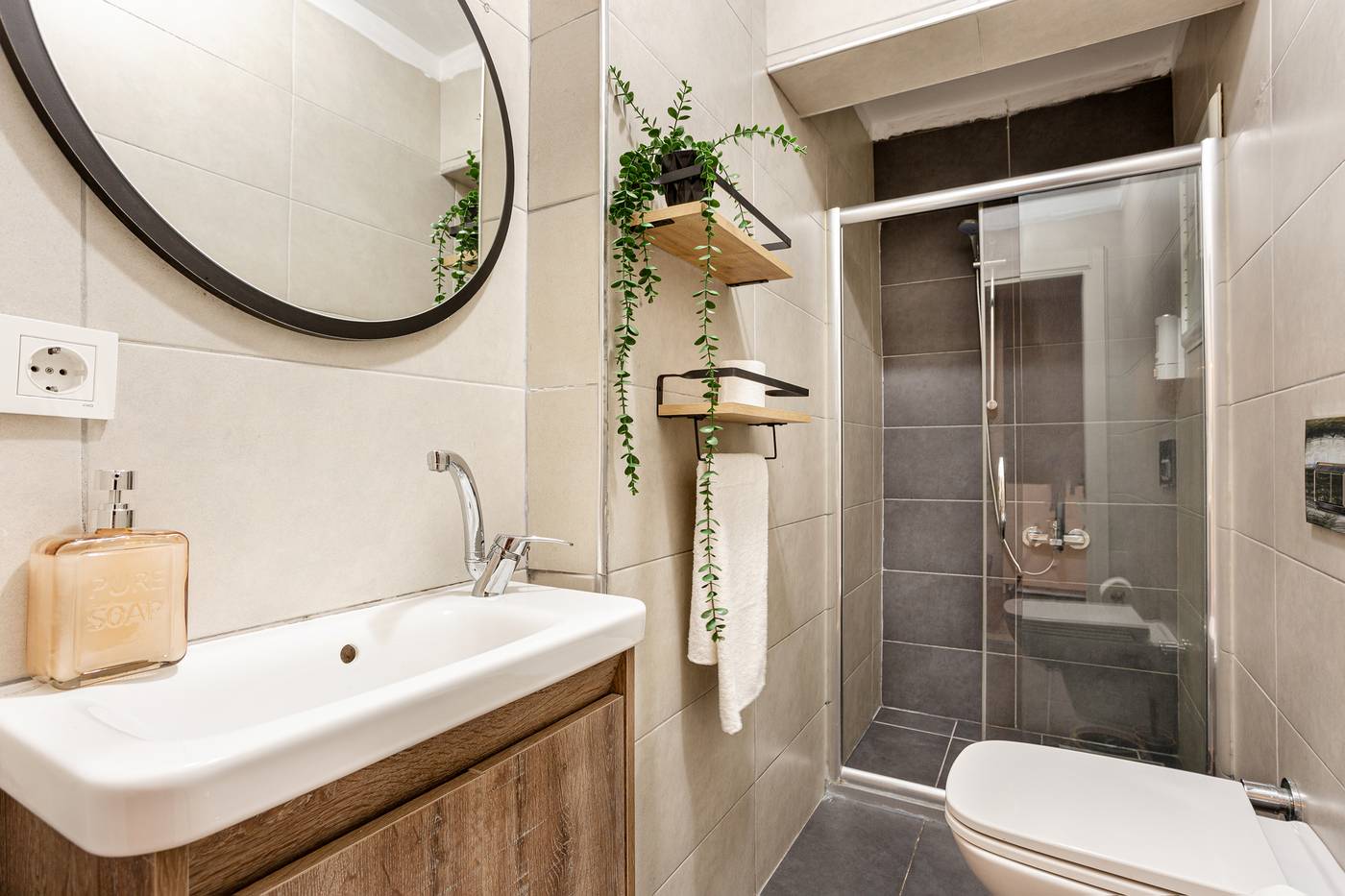 Port-Galata-Suites-Room-45