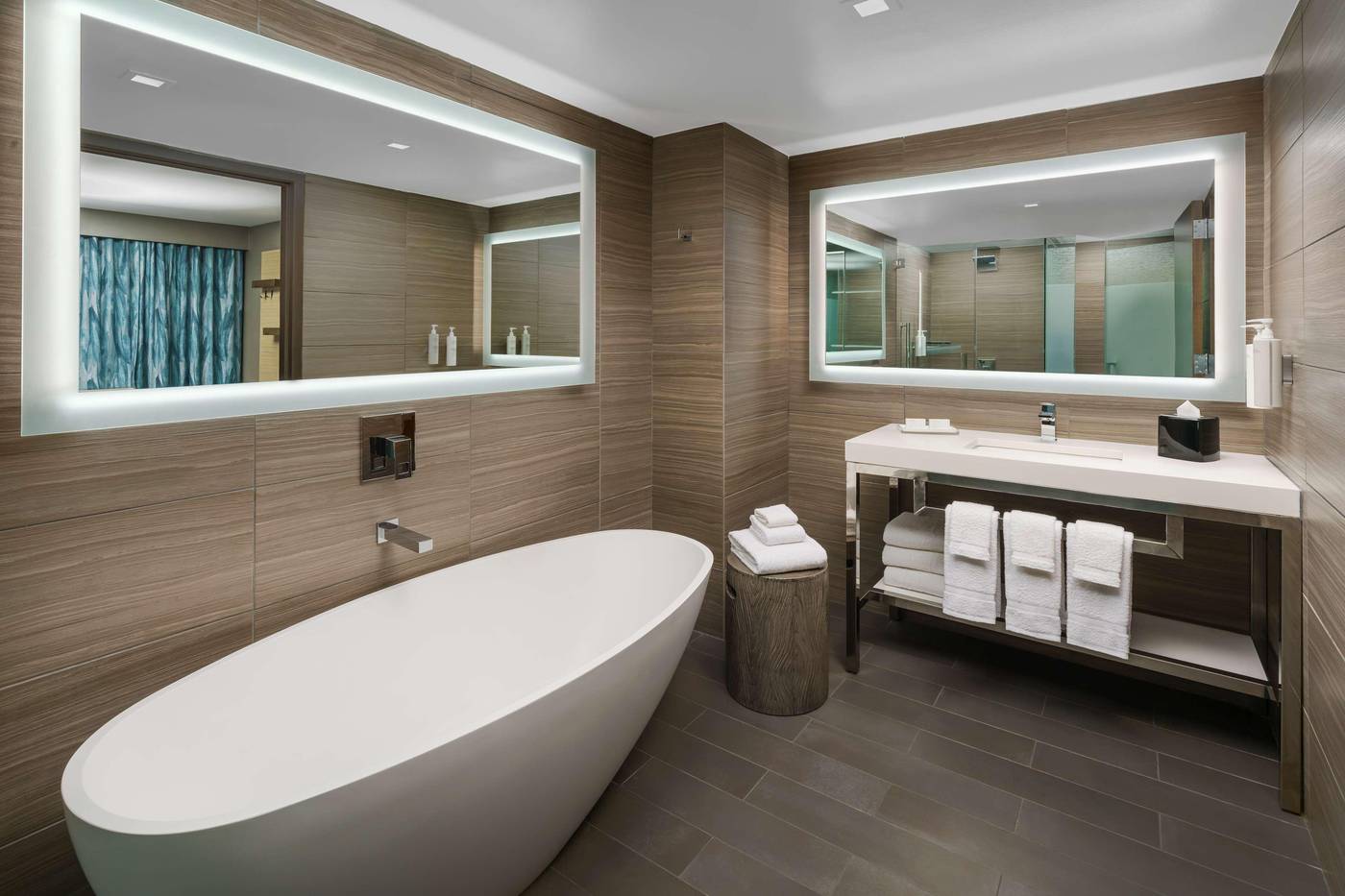 Hilton-Garden-Inn-New-York-Times-Square-North-Room-37