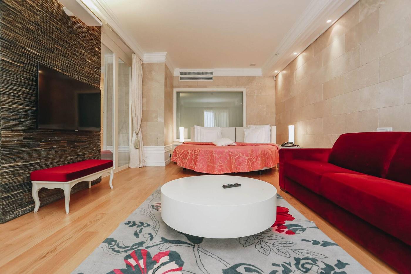 Splendid-Conference---Spa-Resort-Room-20