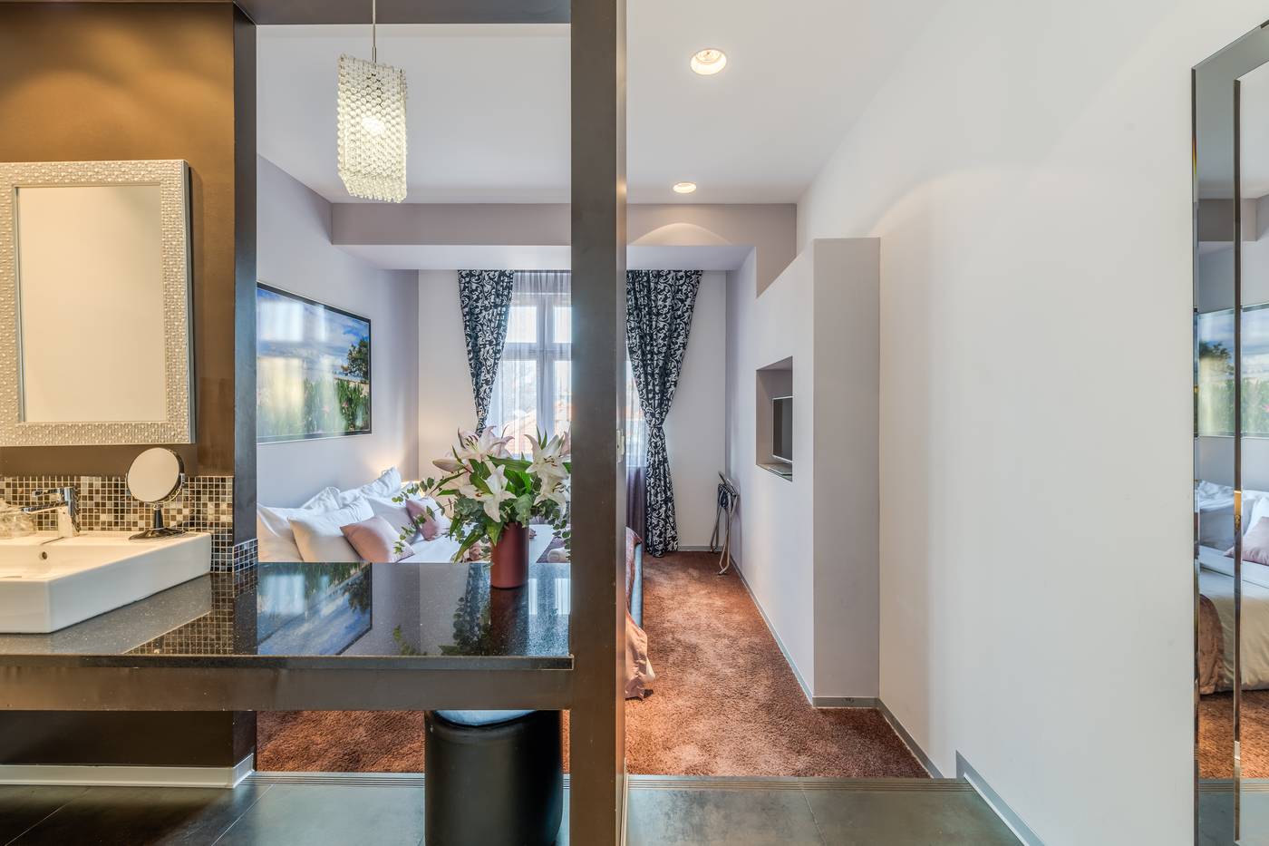 Starlight-Luxury-Rooms-Room-23