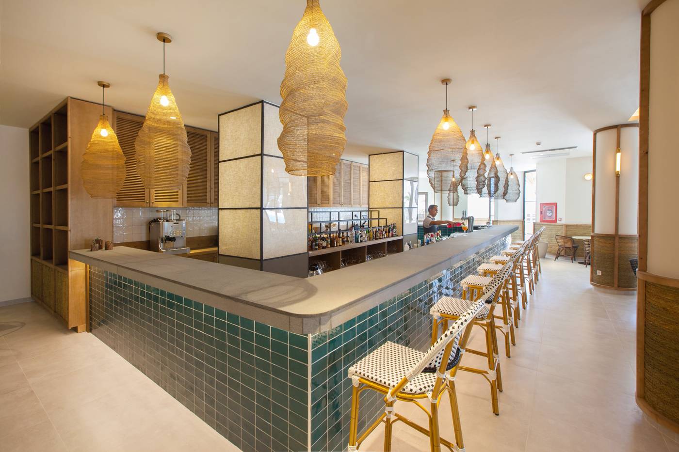 Corallium-Dunamar-by-Lopesan-Hotels-Bar-40