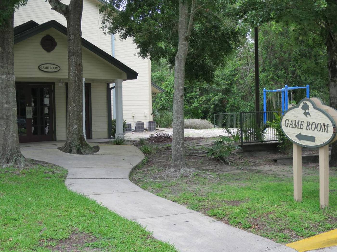 Oak Plantation Resort