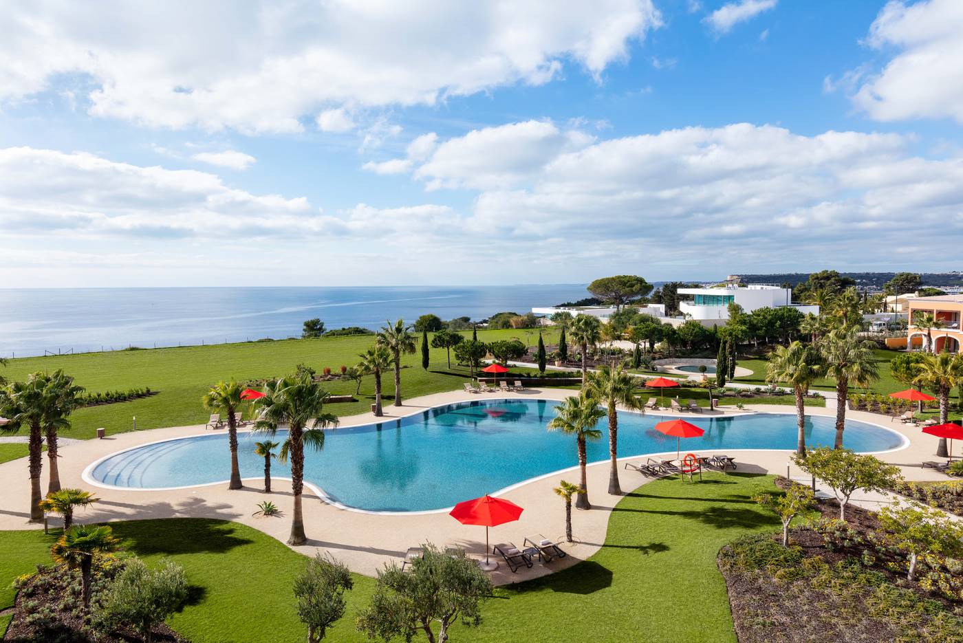 Cascade-Wellness---Lifestyle-Resort-General-view-6