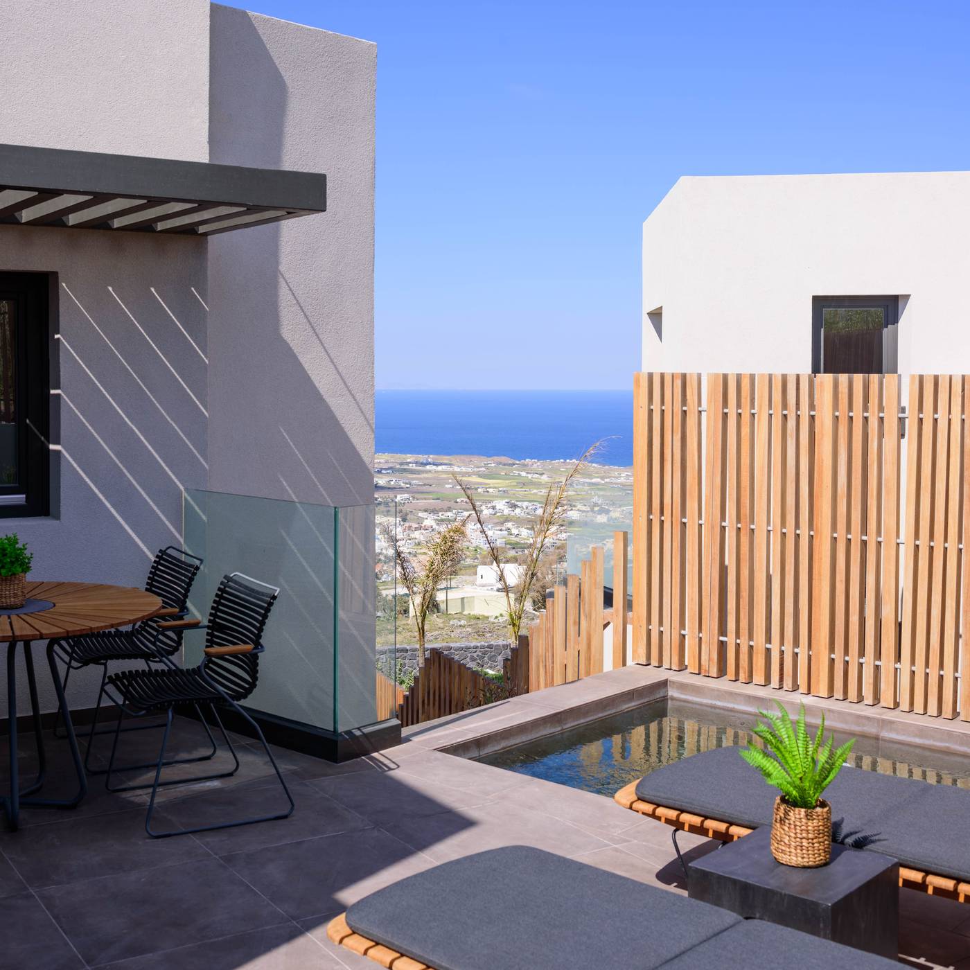 Apikia-Santorini-Room-92