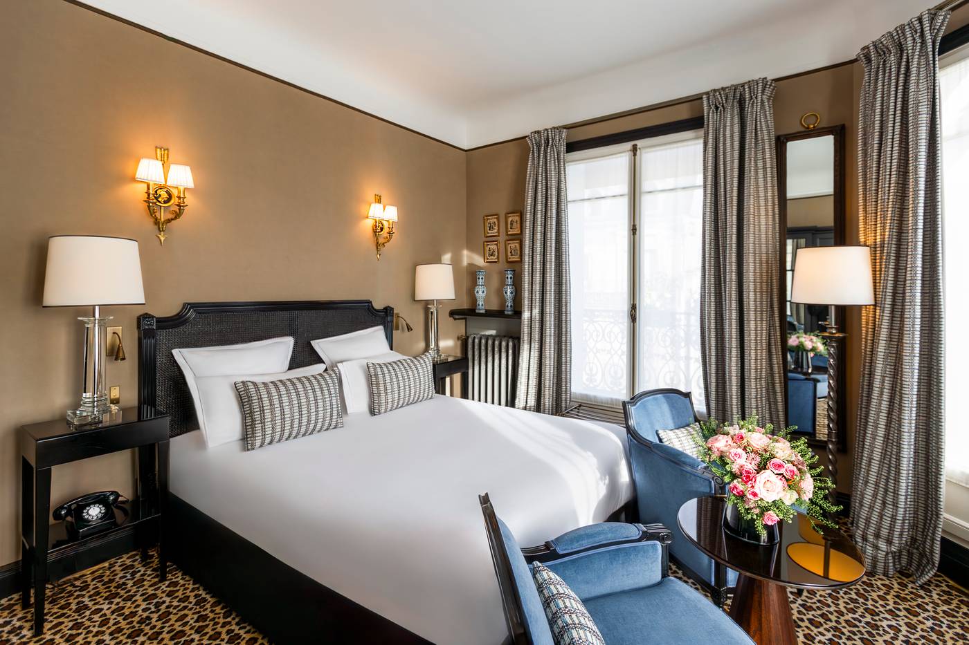 West-end-Paris-Room-36