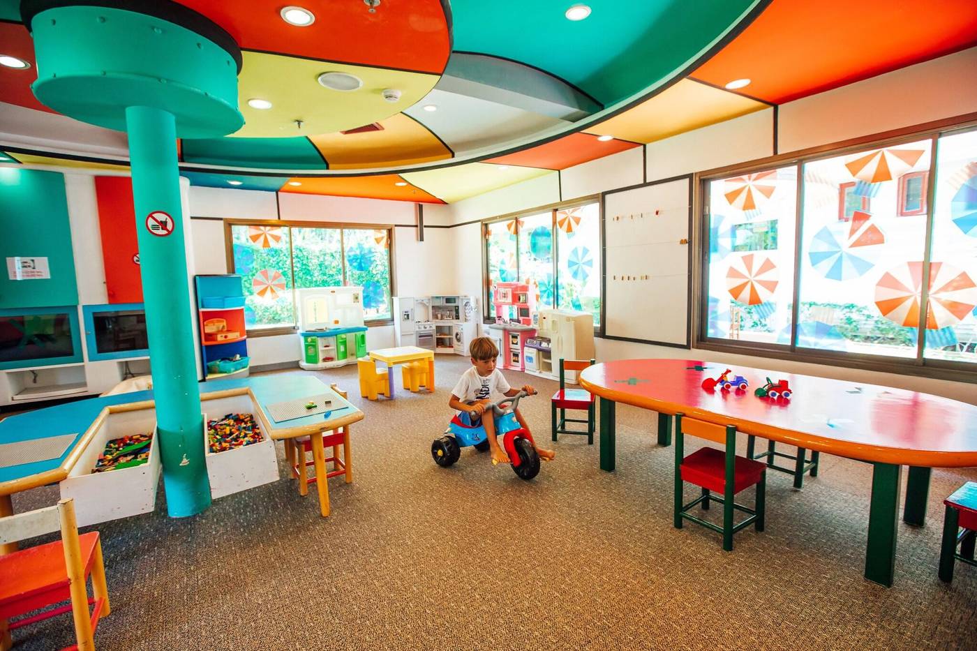 Le-Meridien-Phuket-Beach-Resort-Sports-and-Entertainment-69