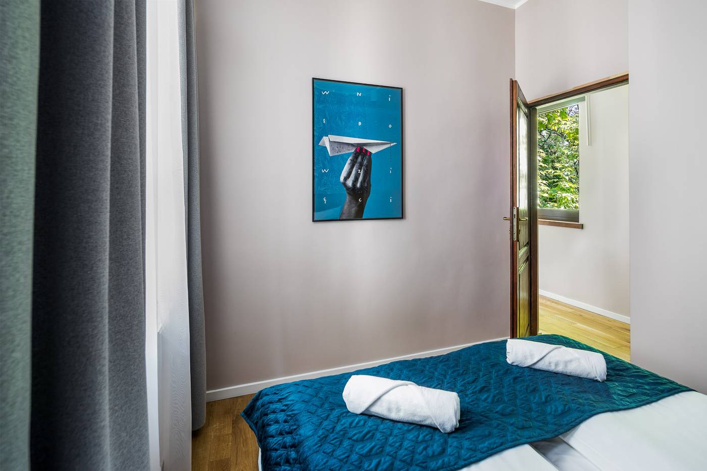 Garden-House-Apartments-Room-16