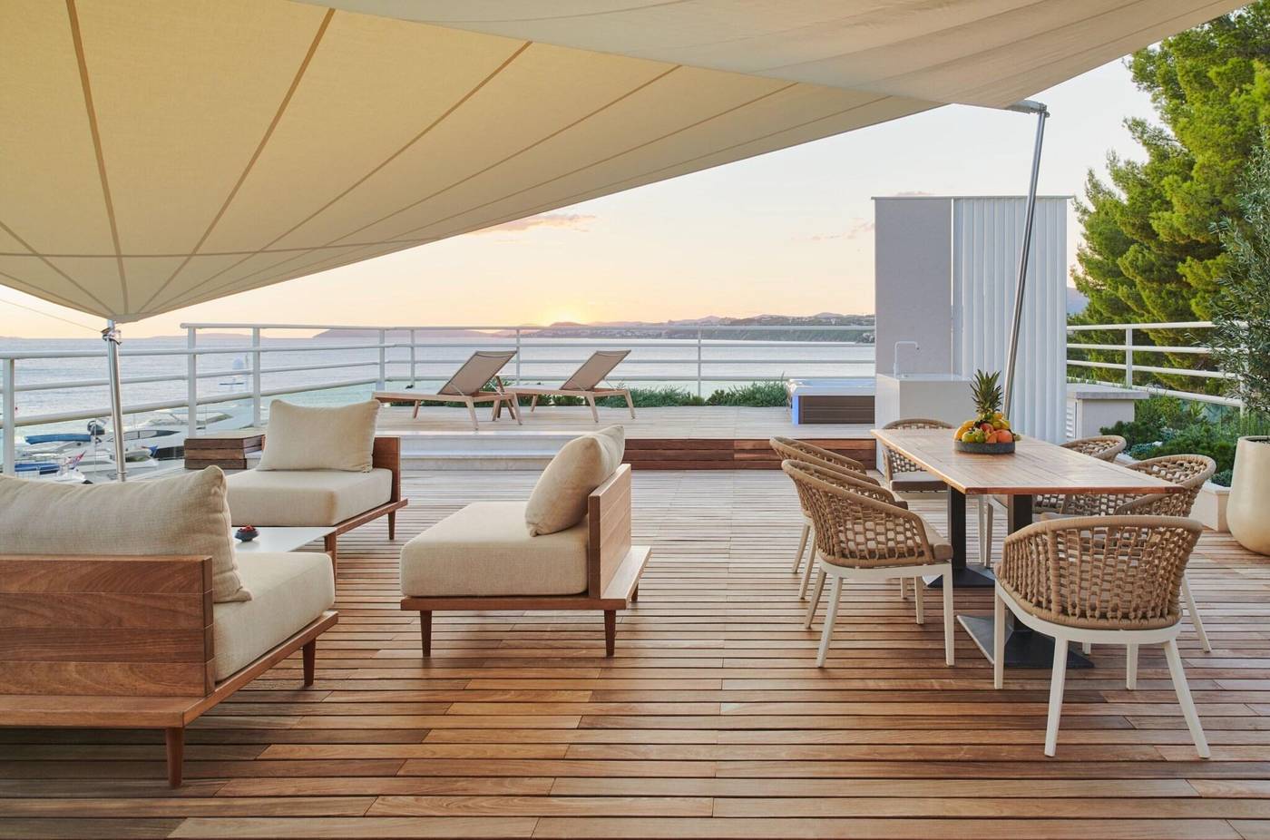 Le-Meridien-Lav-Split-Room-13