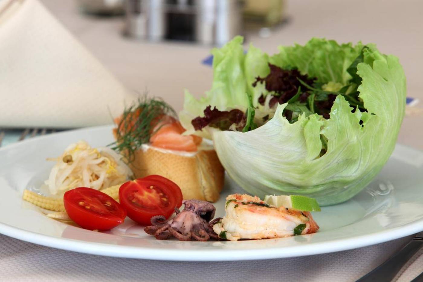 Grand-Victoria-Restaurant-16