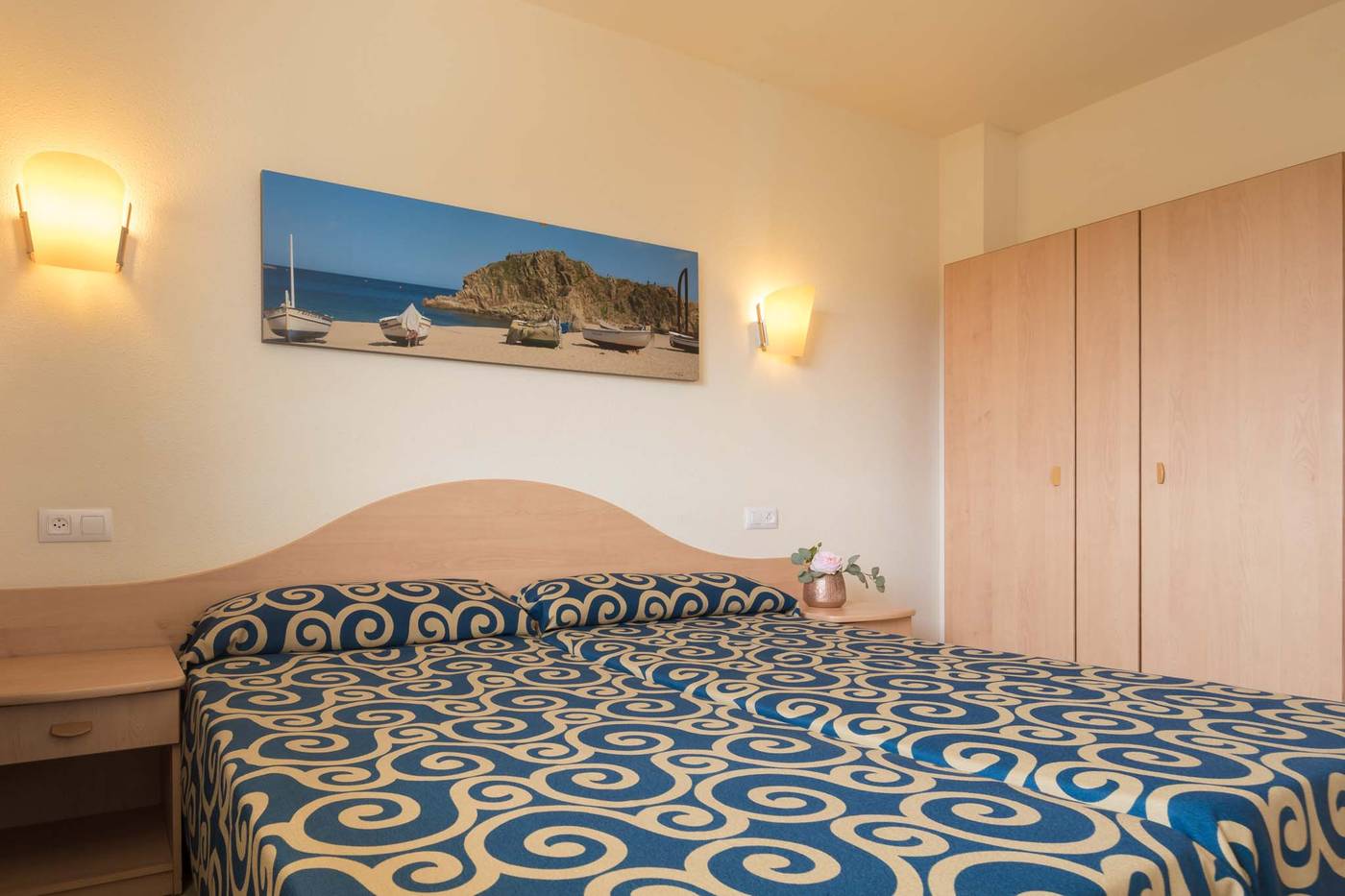 htop-Royal-Sun-Suites-Room-13