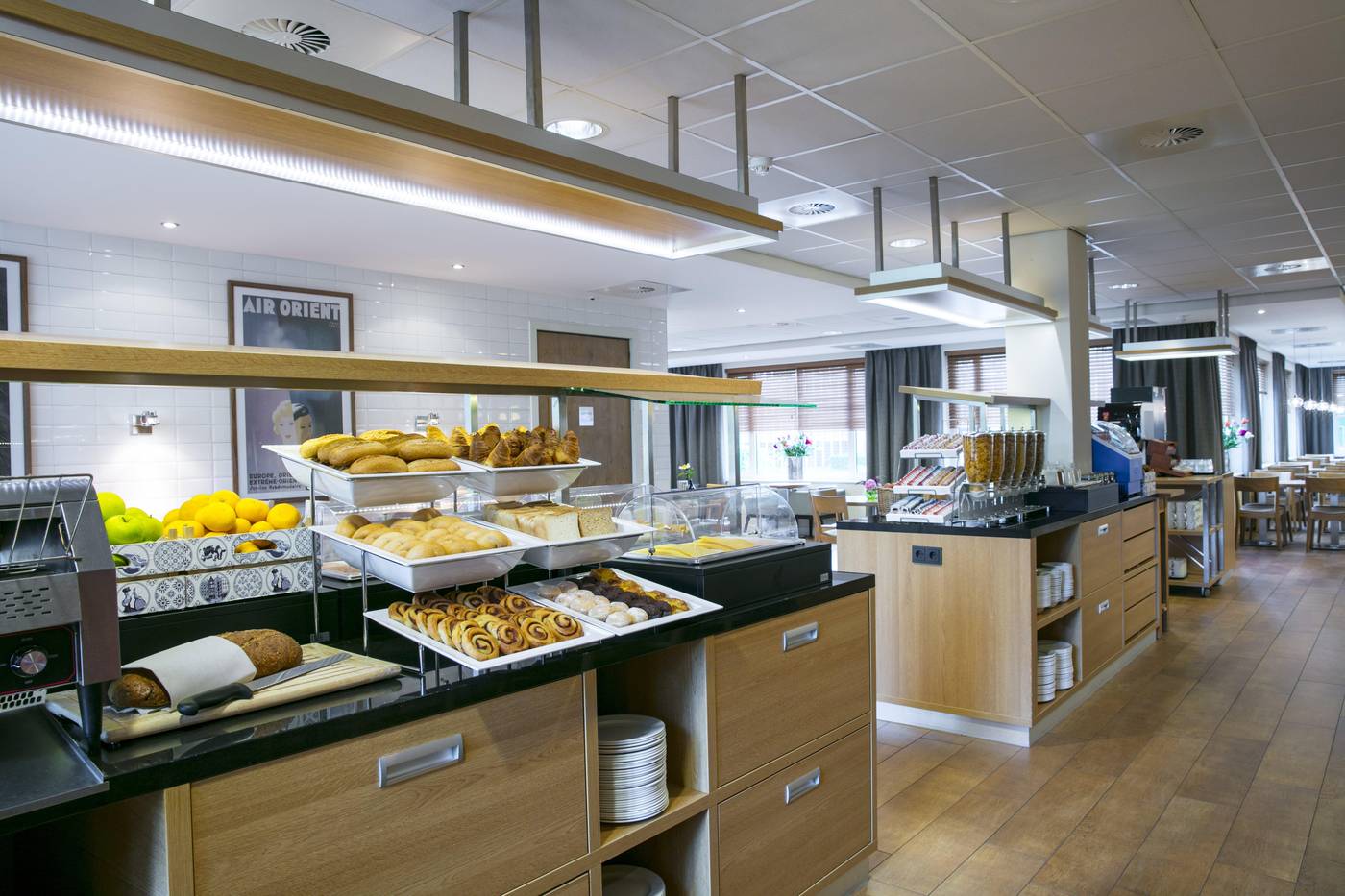 Holiday-Inn-Express-Amsterdam-Schiphol-Restaurant-24