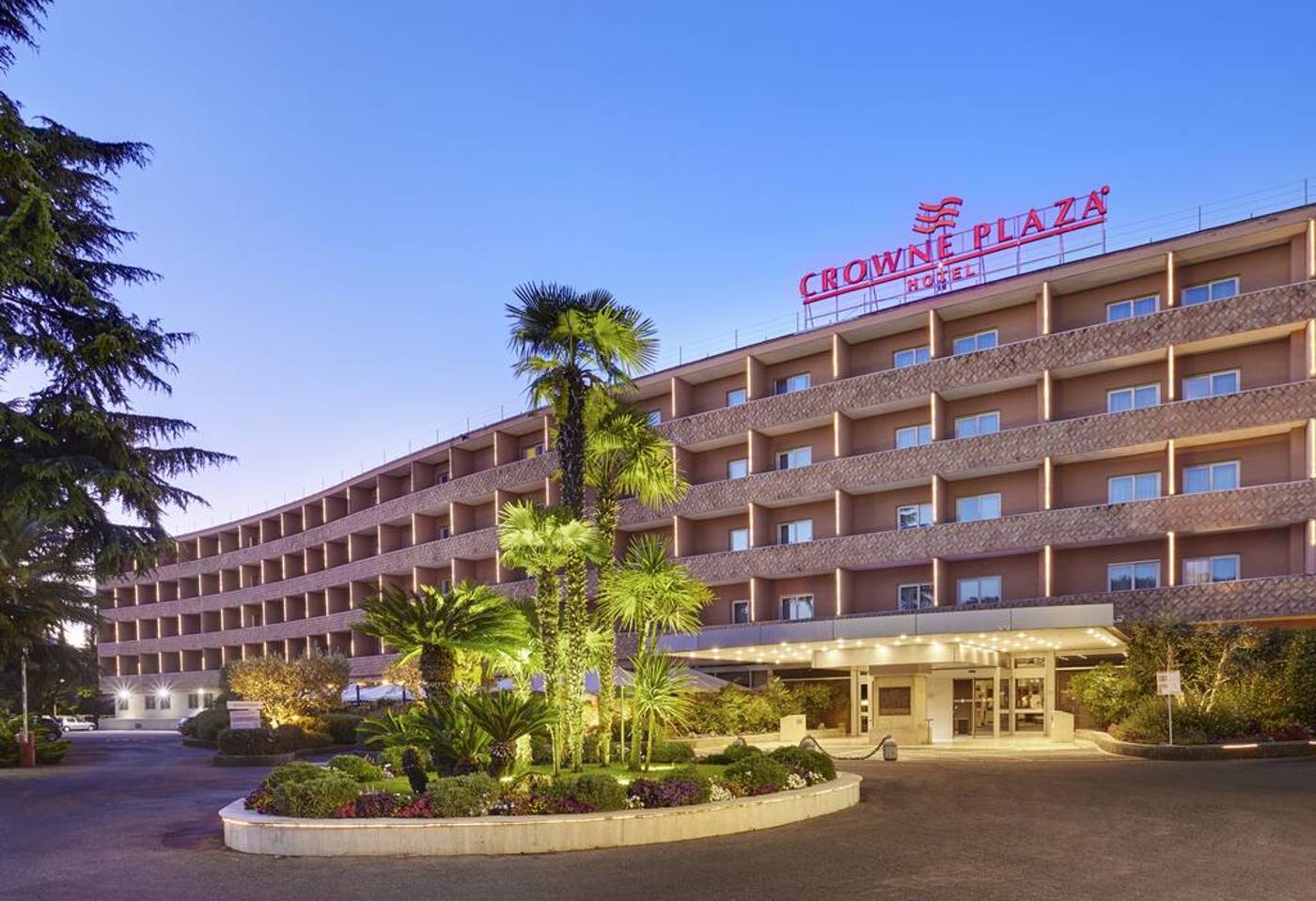 Crowne Plaza St. Petere, Italy