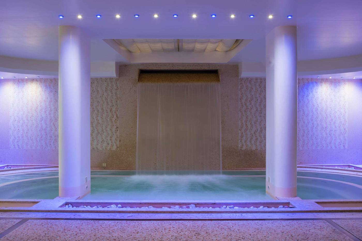 DoubleTree-by-Hilton-Florence-Metropole-Sports-and-Entertainment-56