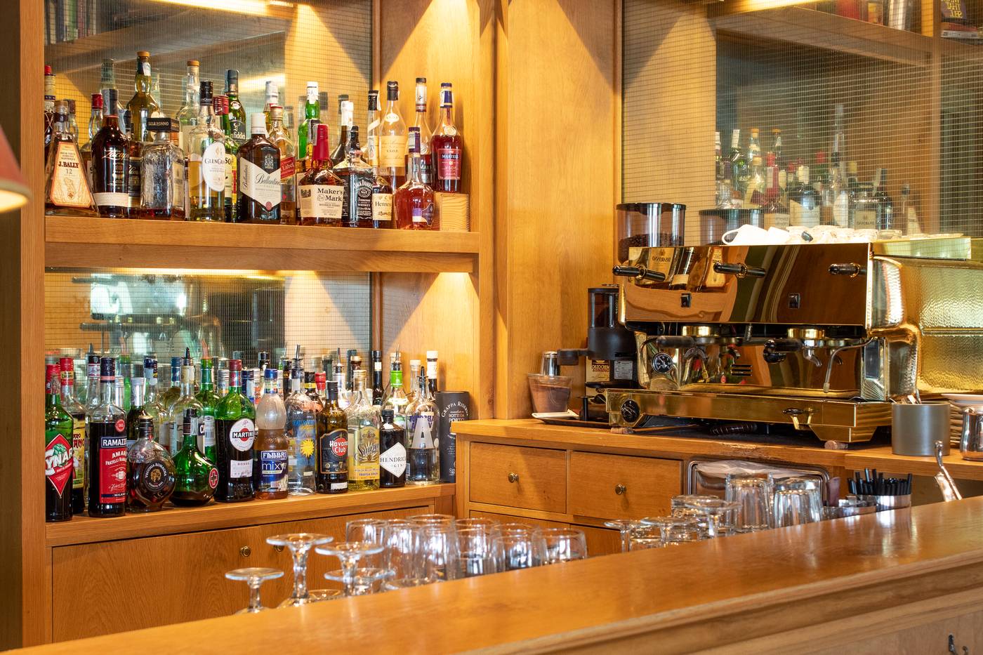 Starhotels-Tuscany-Bar-5
