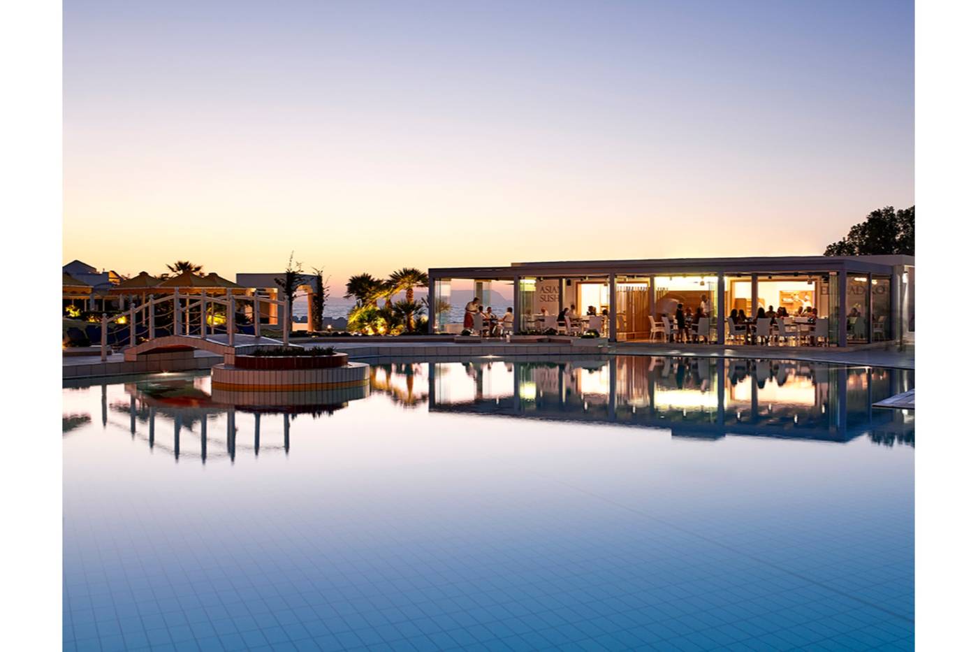 Serita-Beach-Hotel-Pool-7