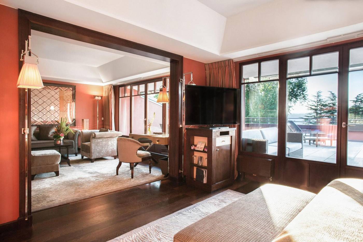 La-Reserve-Geneve---Hotel-Spa-and-Villa-Room-15