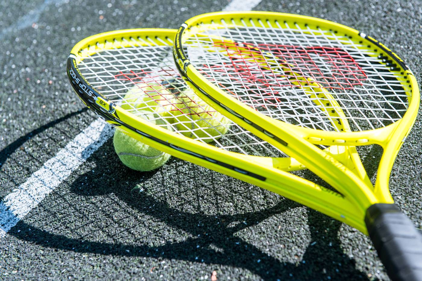 Barut-B-Suites-Sports-and-Entertainment-66