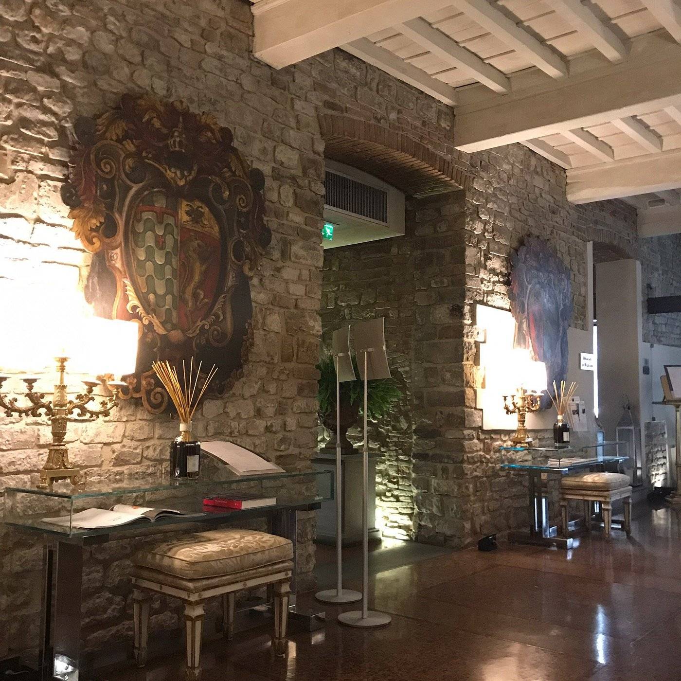 Hotel-Brunelleschi-Lobby-11