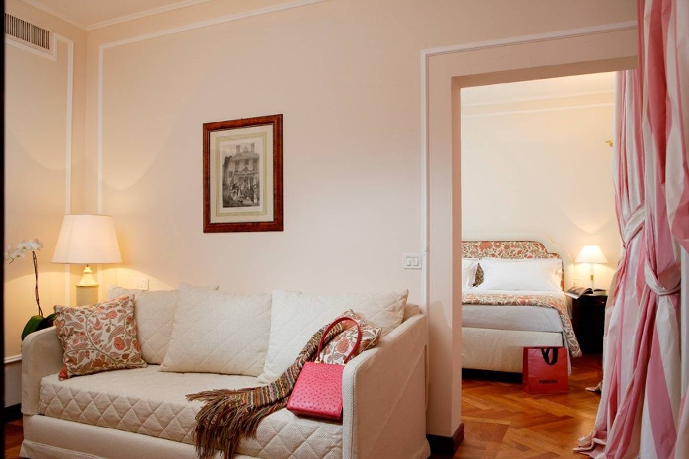 De-la-Ville-General-view-17