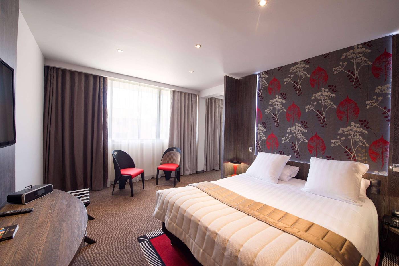 Best-Western-Premier-Patio-des-Artistes-Room-16