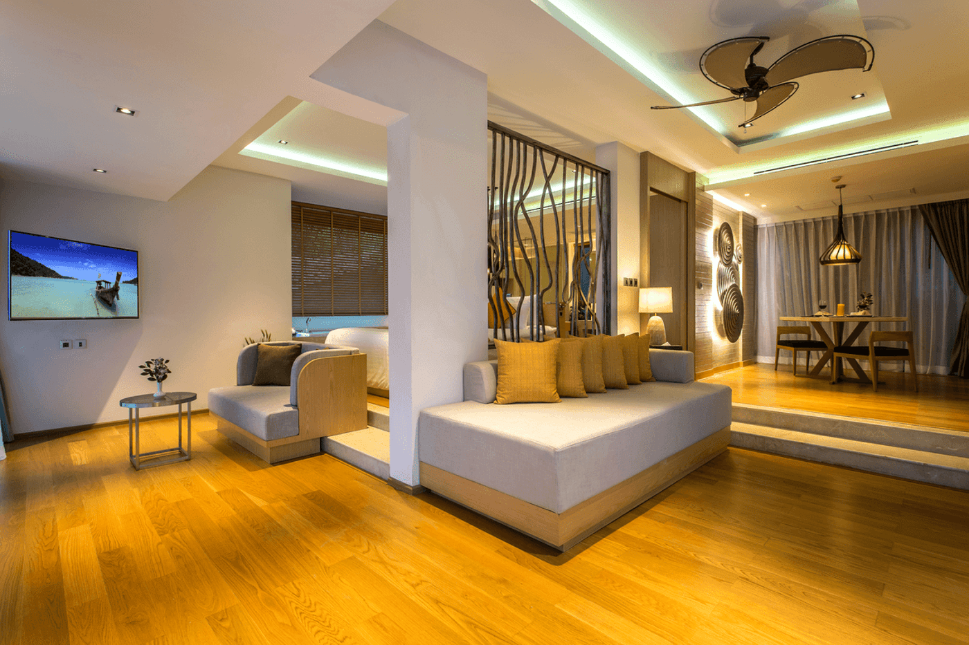 Crest Resort And Pool Villas Phuket