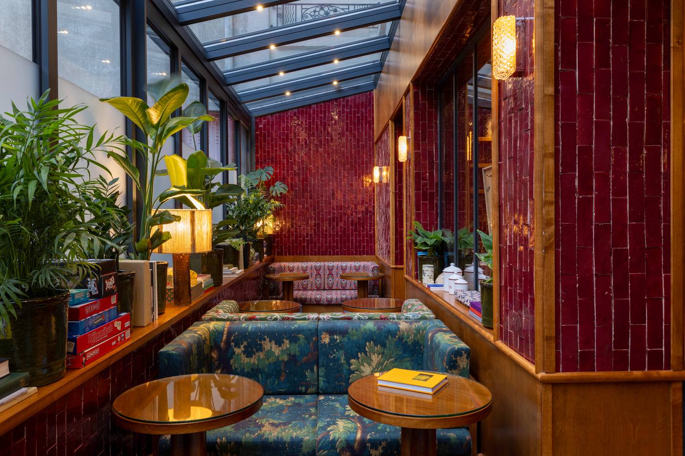 La-Conversation-Lobby-5