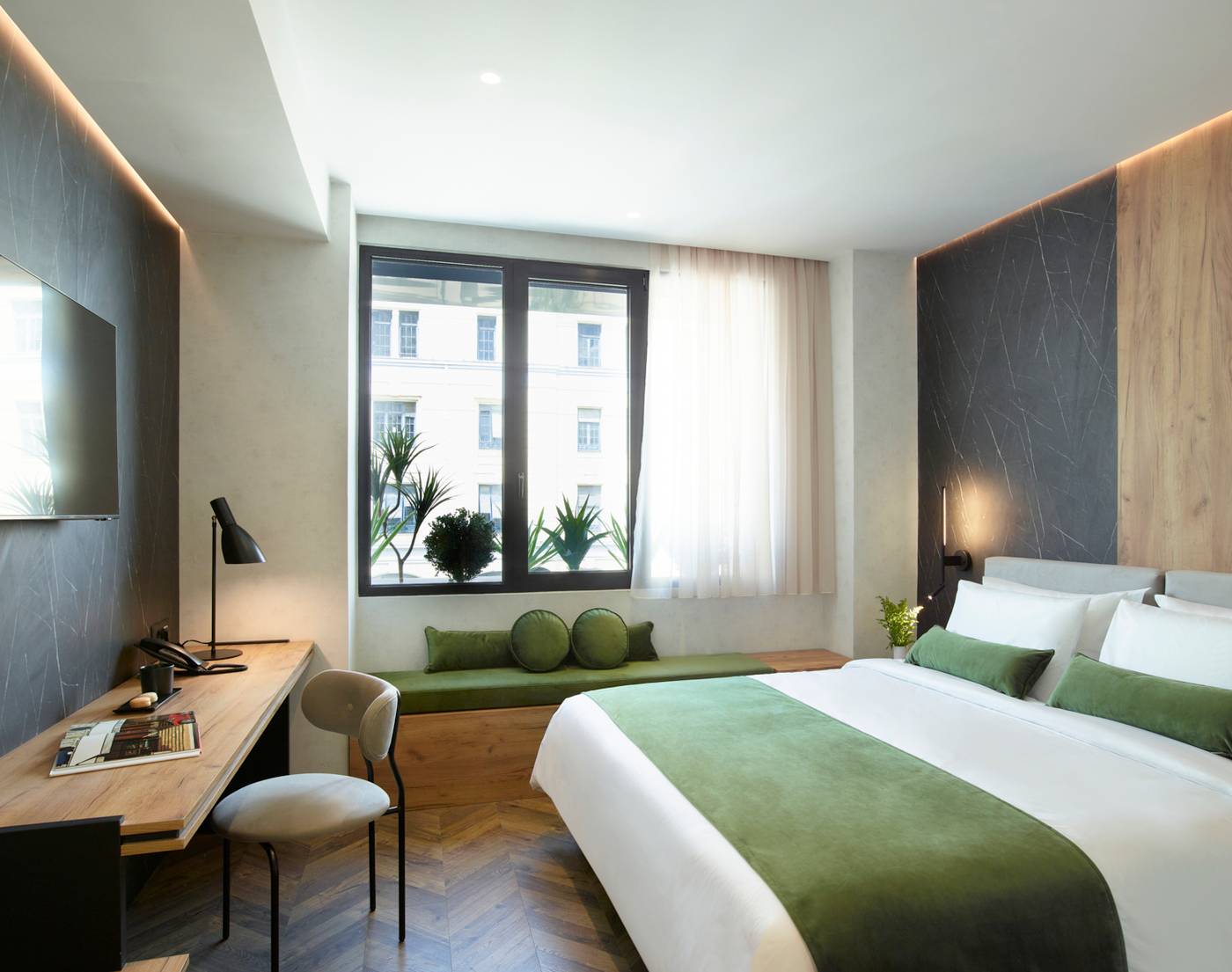 The-Port-Square-Hotel-Room-30