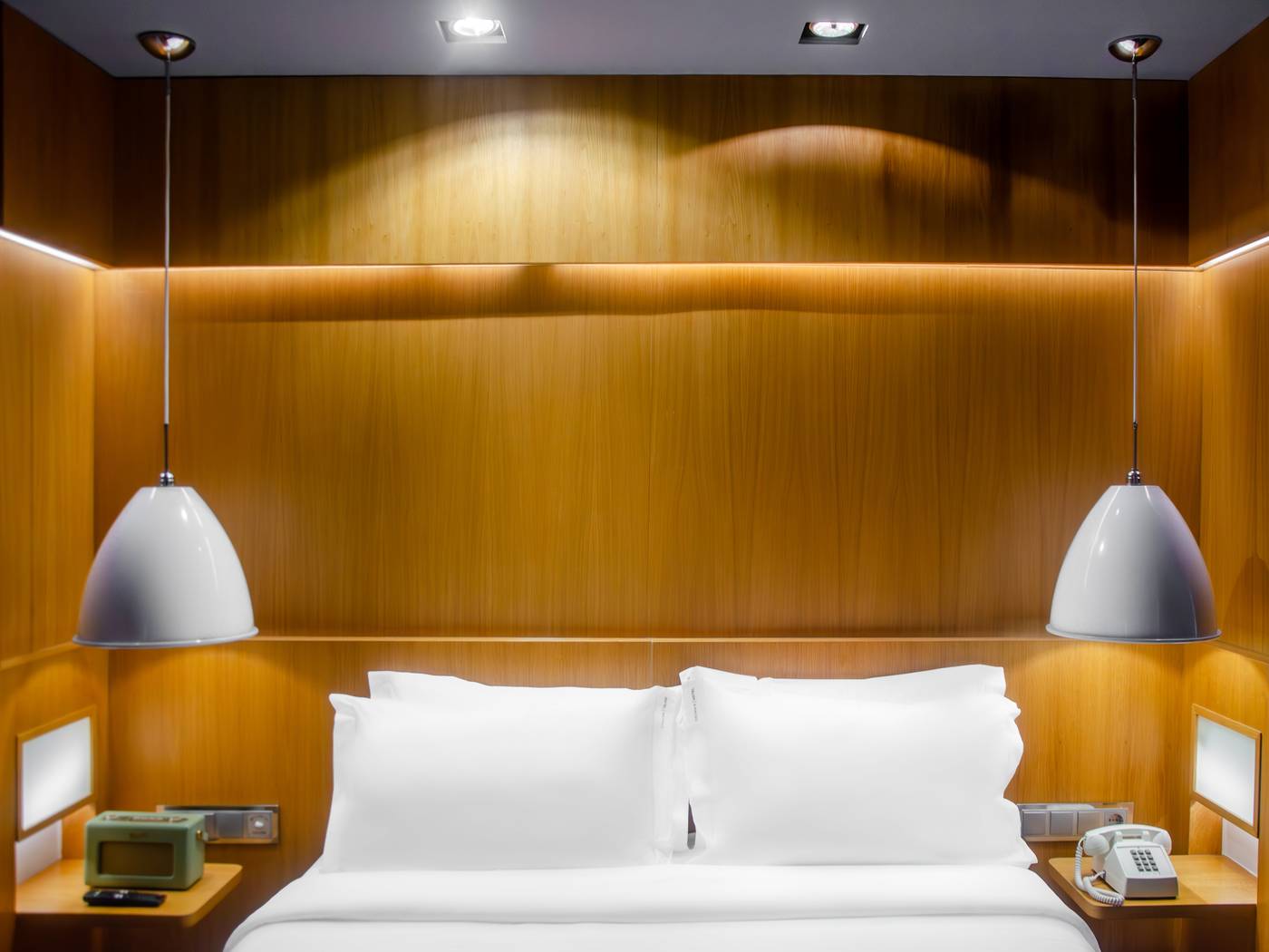 Browns-Downtown-Hotel-Room-47