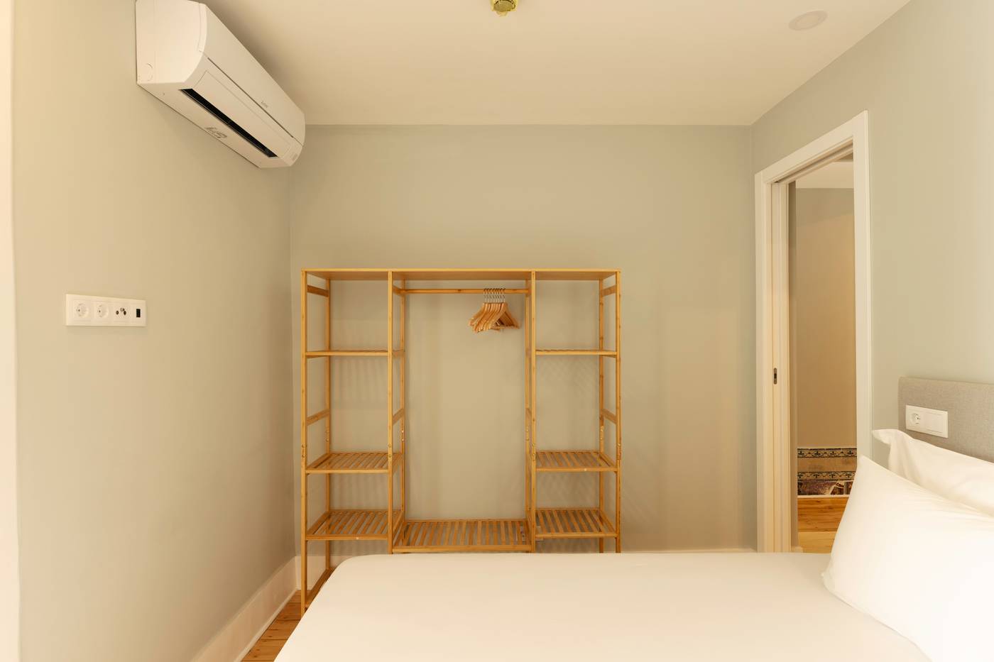 Esqina-Urban-Lodge-Room-17