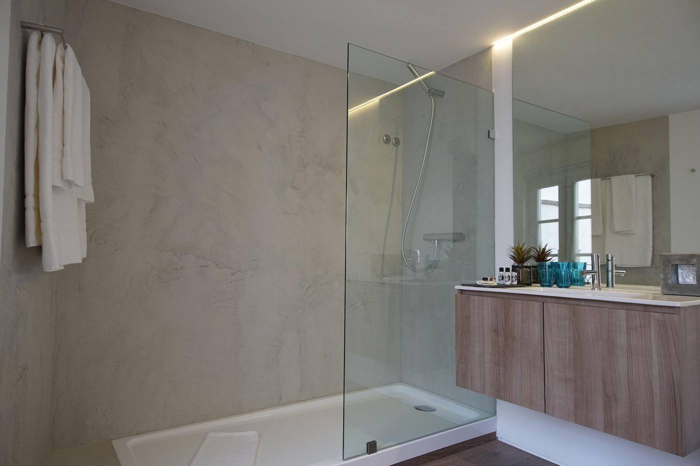 Alma-Moura-Residences-Room-23