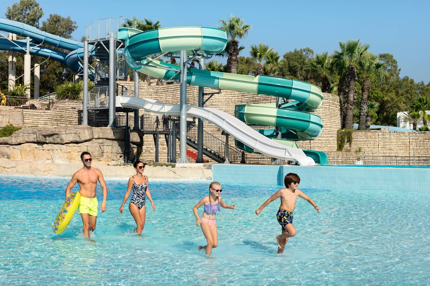 Seven-Seas-Hotel-Blue-Pool-6